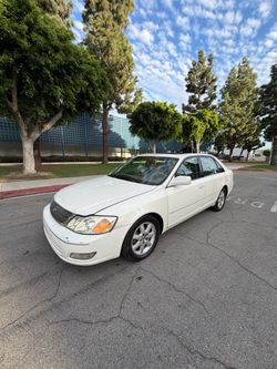 2001 toyota avalon xls
