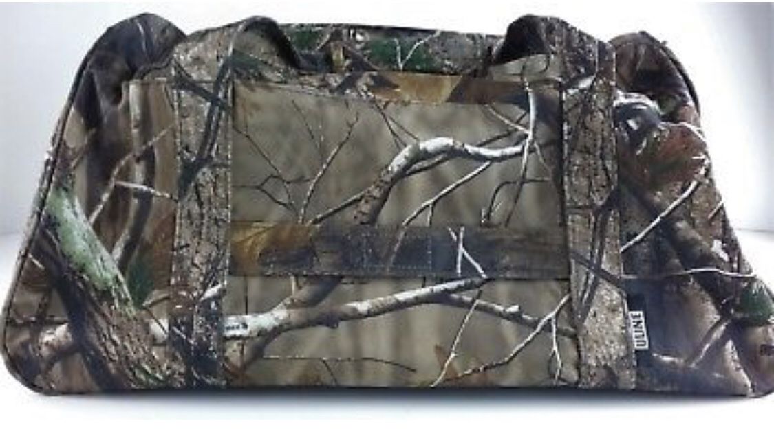 Realtree Camo Hunting Gym Duffle Bag Uline for Sale in Stafford, TX ...