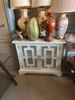 Decorative table with doable doors