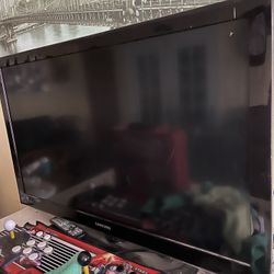 Samsung 38 Inches Not Smart