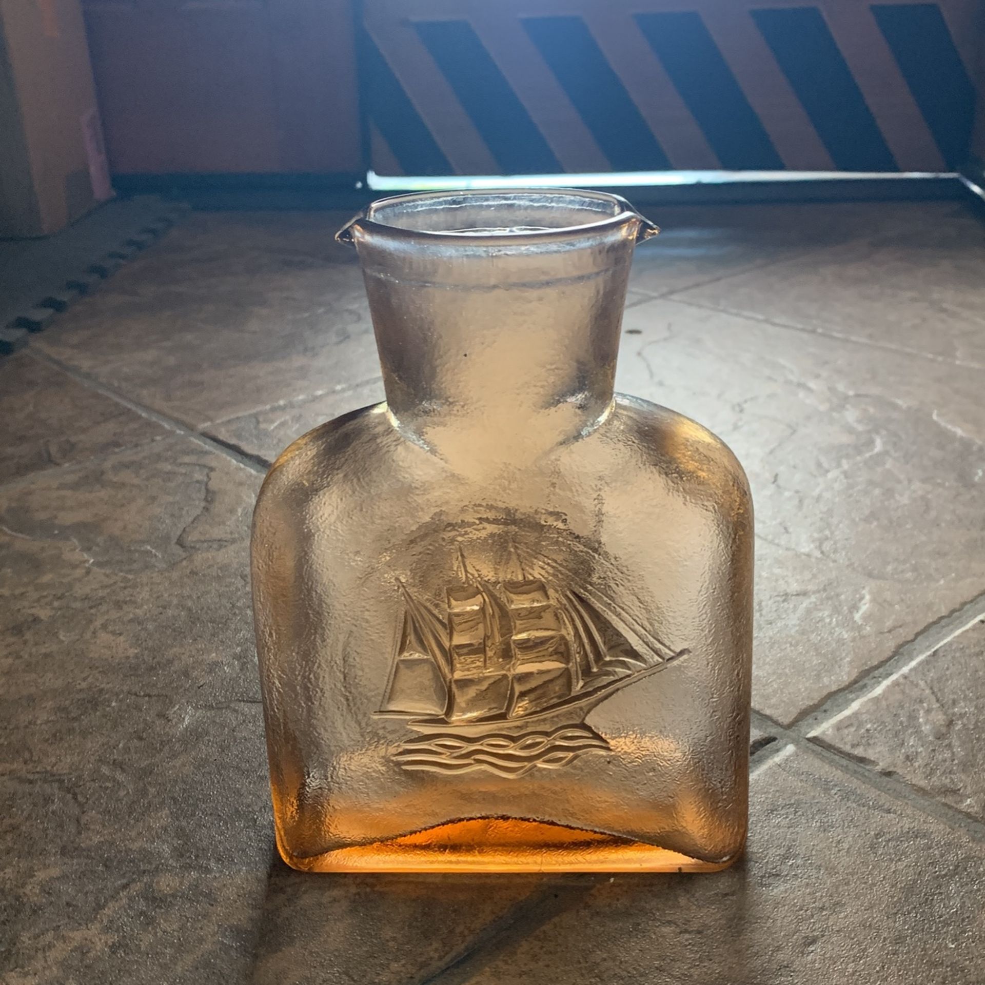 Amber Kanawha Embossed Ship Water Pitcher perfect condition no cracks no chips
