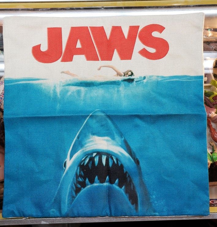 17" x 17" JAWS Canvas Throw Pillow Case with Zipper