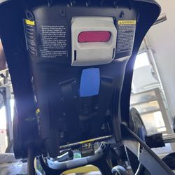 Doona Stroller and Base