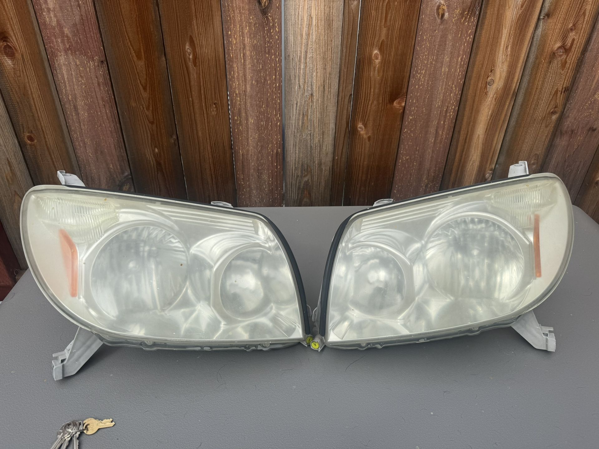 2003 4runner OEM Headlights 