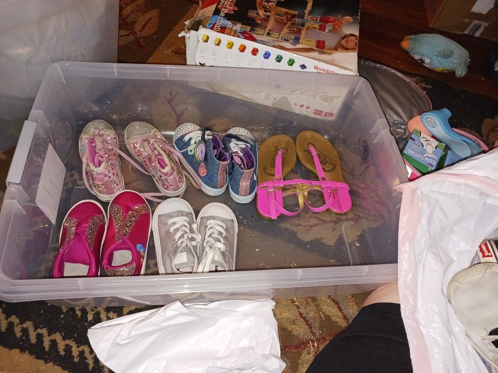 5pairs Of Shoes Starting At Size 8 Lil Girls