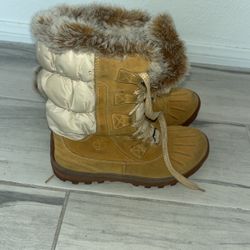 Timberland Ladies 9M Mount Holly Duck Boots Wheat Suede Nylon Mid-calf Booties