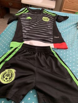 Uniforme de fútbol