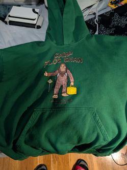 XL Green Camp Flog Gnaw hoodie sasquatch crossing