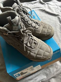 Columbia trekking boots men’s 9.5