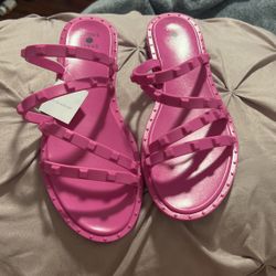 Women Sandals Size 6 Color