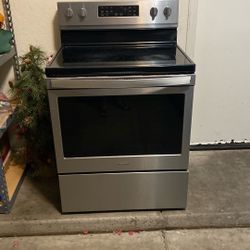 Whirlpool  Electric Stove