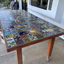 VINTAGE TILE TABLE
