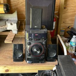 LG Cd Bluetooth Player