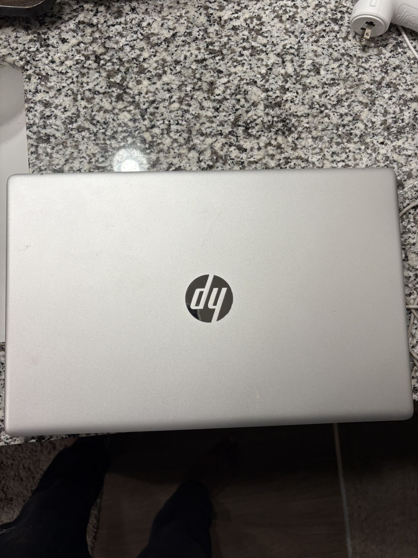 HP Laptop 17-cn0xxx