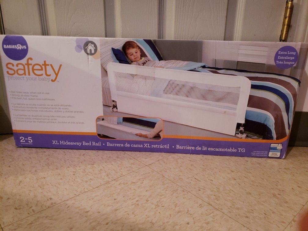 BRAND NEW XL HIDEAWAY STEEL BED RAIL (MOVING SALE CHECK OUT MY OFFERS)