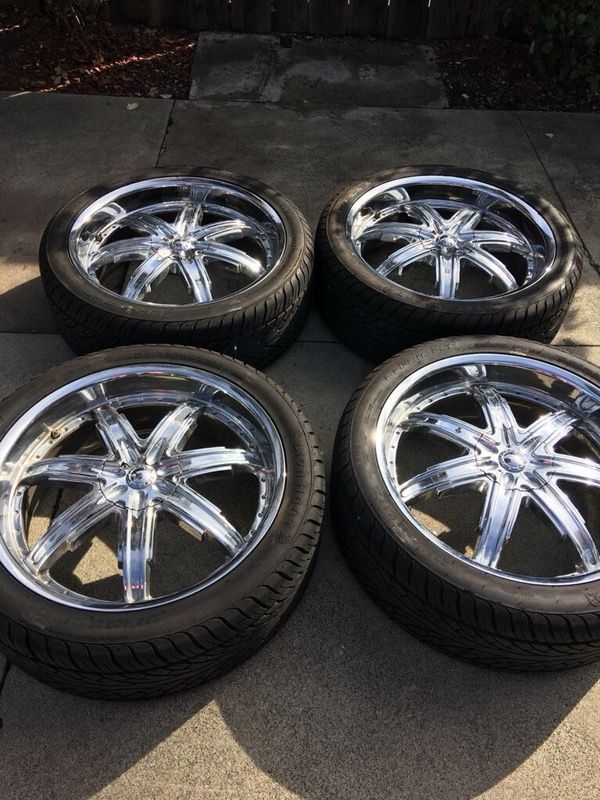 Immediate move out sale- 22 inch universal stainless steel chrome rims and tires fits for nissan murano,rogue