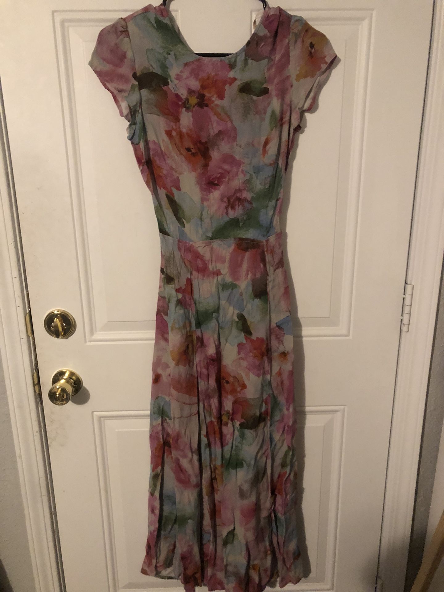 Olivaceous flower print dress size Large
