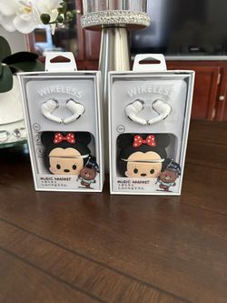 Minnie Bluetooth Earphone New $20 Each