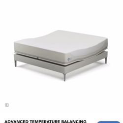 Queen Dual ILE 360 Smart Bed with Foot Warmer and Queen 360 flex fit 3 adjustable base