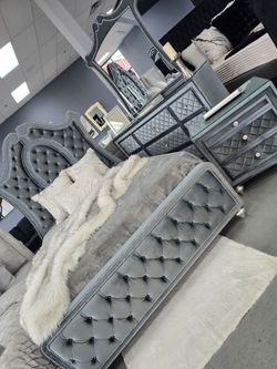 ✨️4pc Queen, King Bedrooms ✨️ Furniture Sectionals, Dining Avail