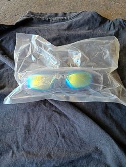 Aegend Swim Goggles Rainbow Mirrored Lens Anti-Fog UV Protection Adult Black
