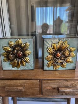 2-Metal Wall Decor Pictures