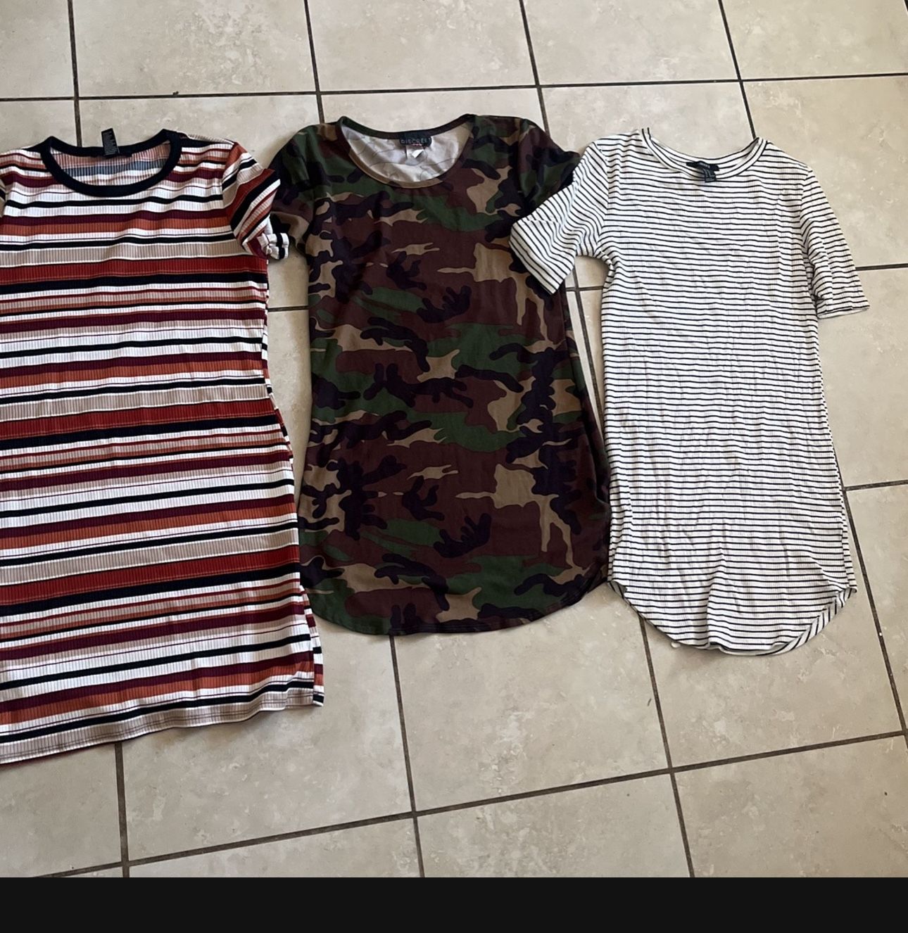 Women Casual Size Medium Take Together $10