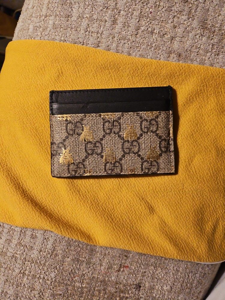 Gucci GG Supreme Monogram Bees Card Holder