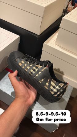 Burberry shoes brand new comes with box