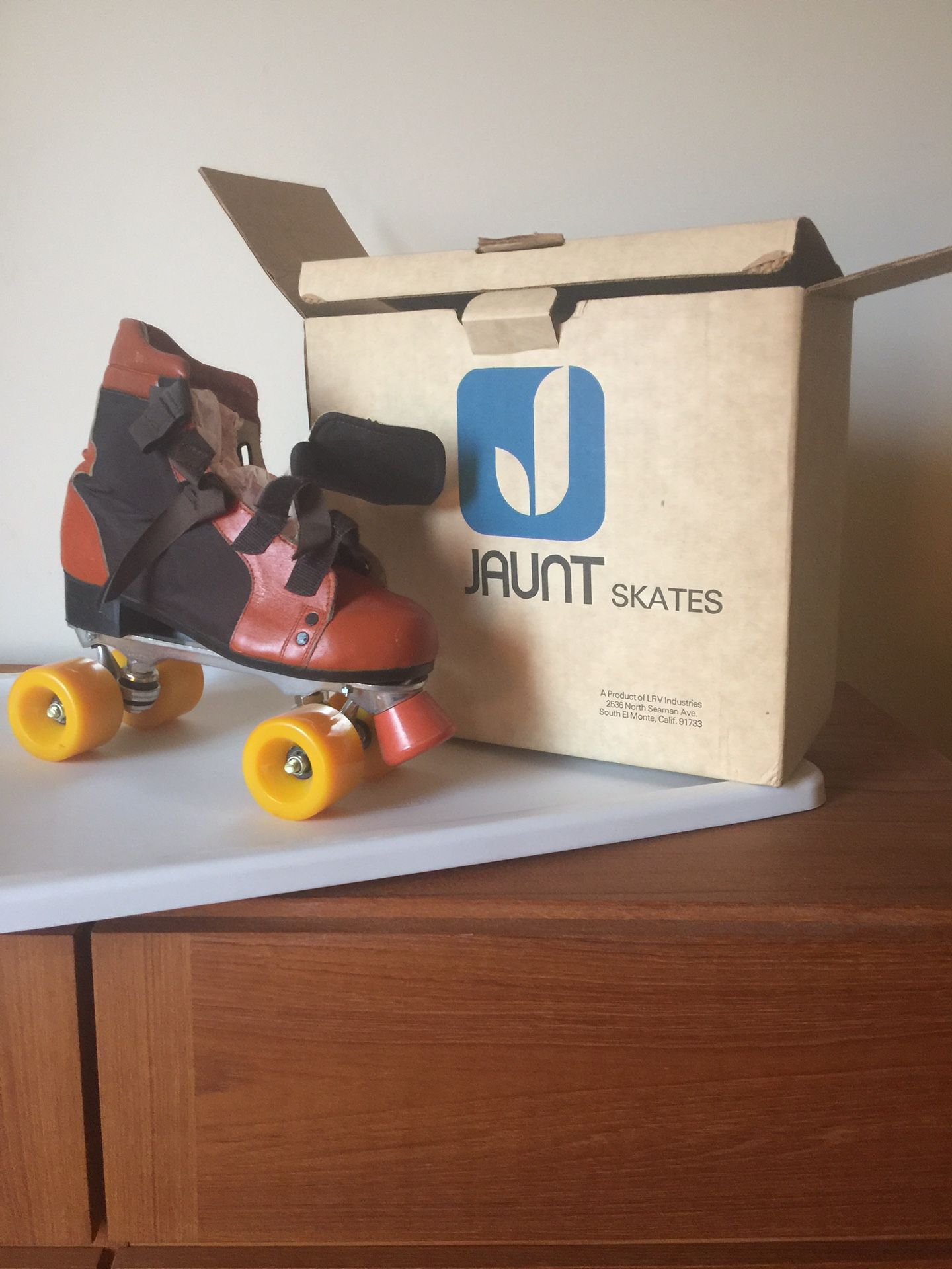 Skates, Men’s size 9. By Jaunt. Never used College Park, MD