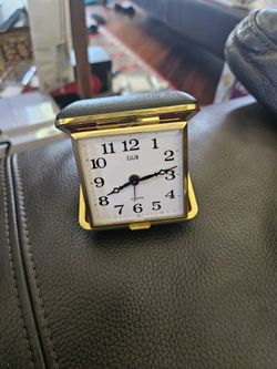 VTG Elgin Travel Alarm Clock in Black Case. Mid-Century -Works