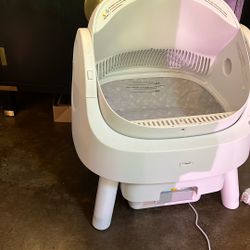 Self Cleaning Cat Litter Box