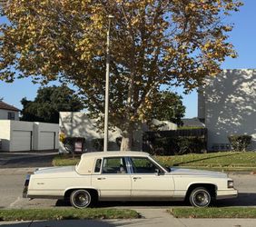 1992 Cadillac Brougham