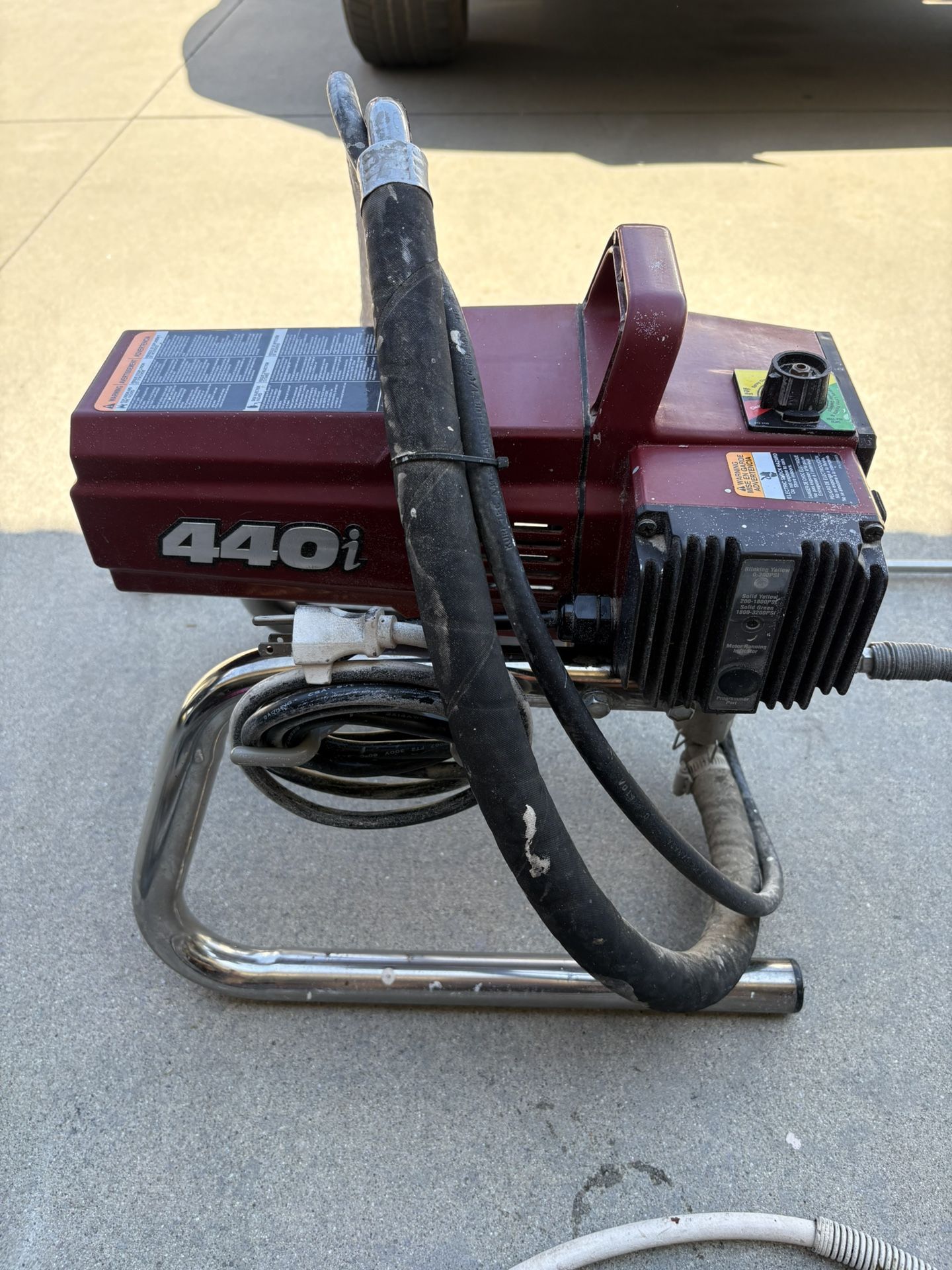 Titan 440i Paint Sprayer
