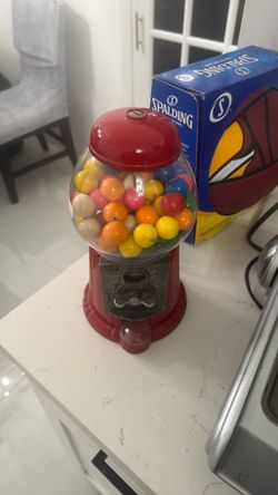 Gum-ball Machine