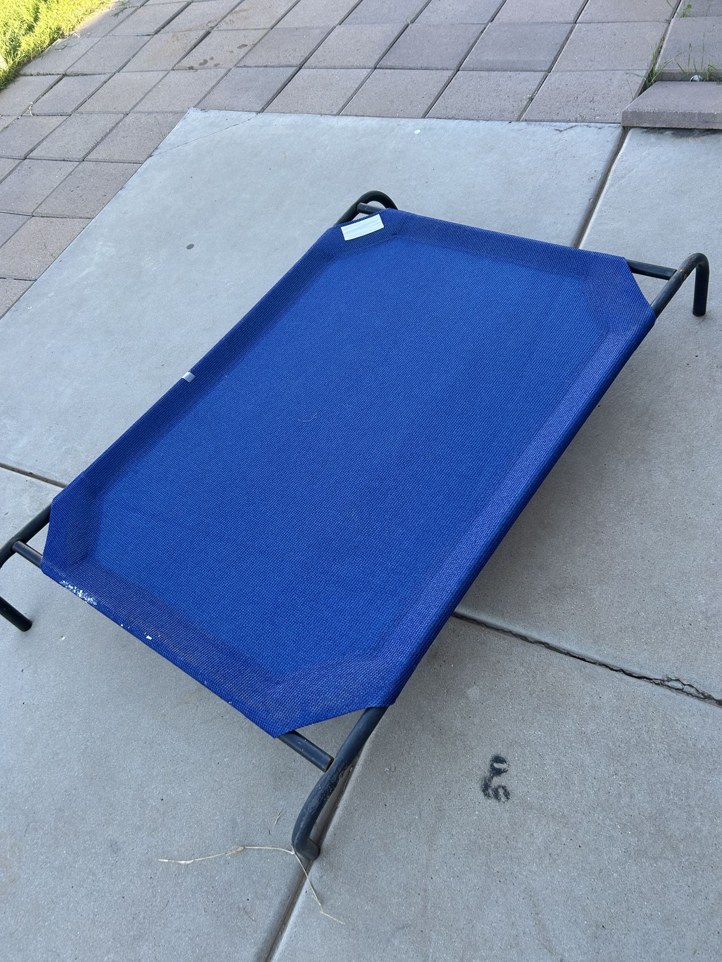Outdoor Raised Dog Bed Blue Elevated Breathable