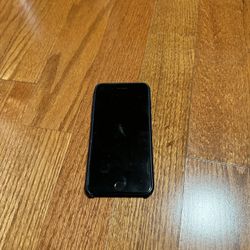 iPhone 7 Plus With Many Free Phone Cases