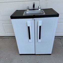 Industrial Portable Sink W/Hot And Cold Water