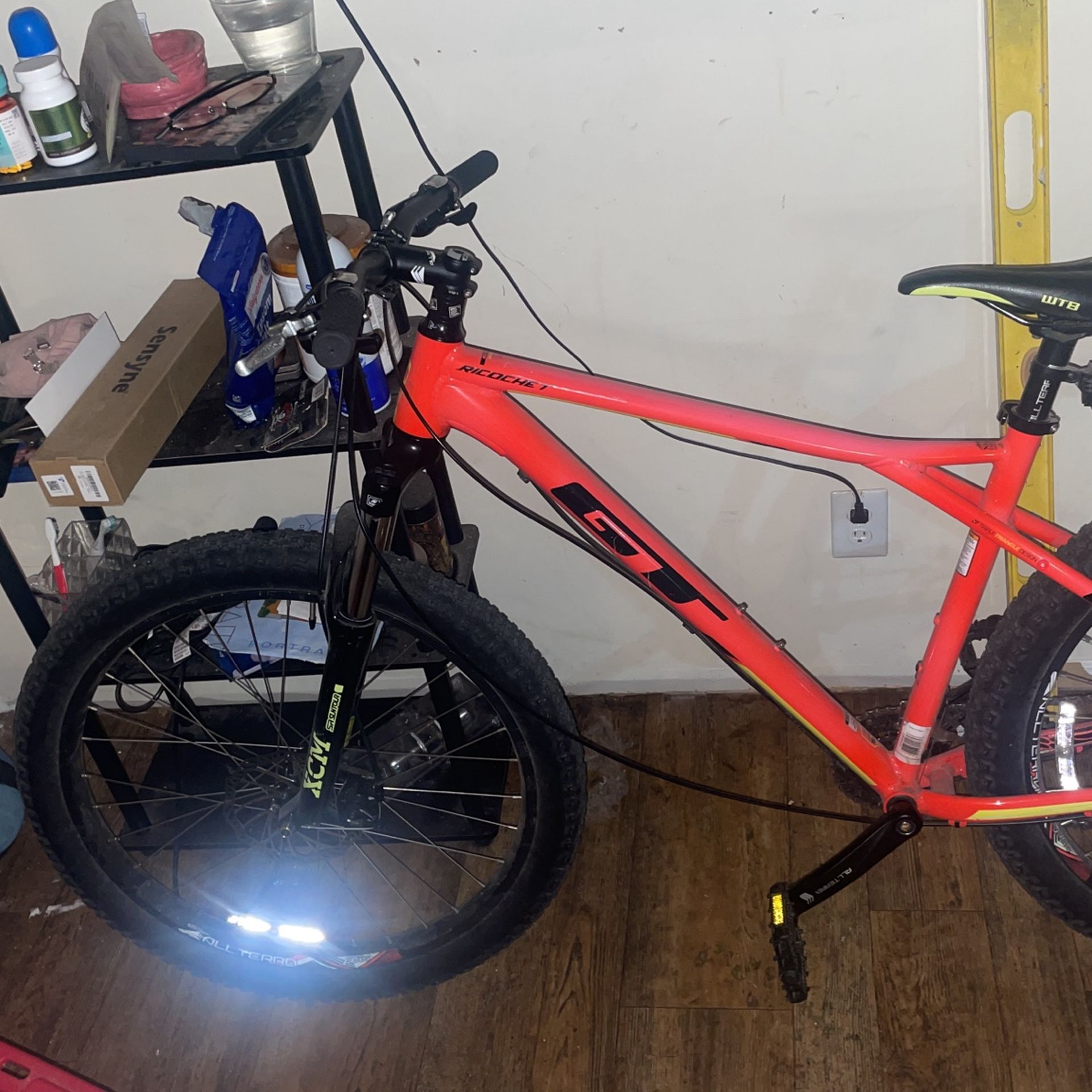 GT giant bicycle 26”