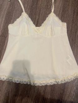 Top size small