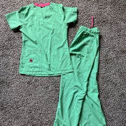 Carhartt Scrubs- Women’s 