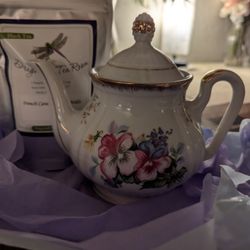 Vintage Tea Pot