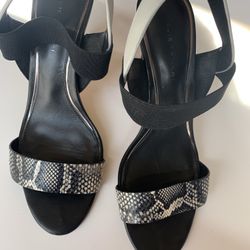 SHIP ONLY! Tahari Black & white and snake print heel Sandals 10