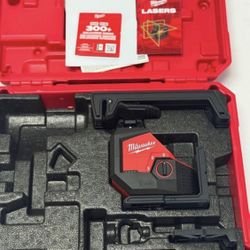 Milwaukee M12-Volt Lithium-Ion Cordless Green 360-Degree Single Plane Laser Level (Tool Only