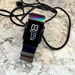 Fitbit Charge 4 With Charger 