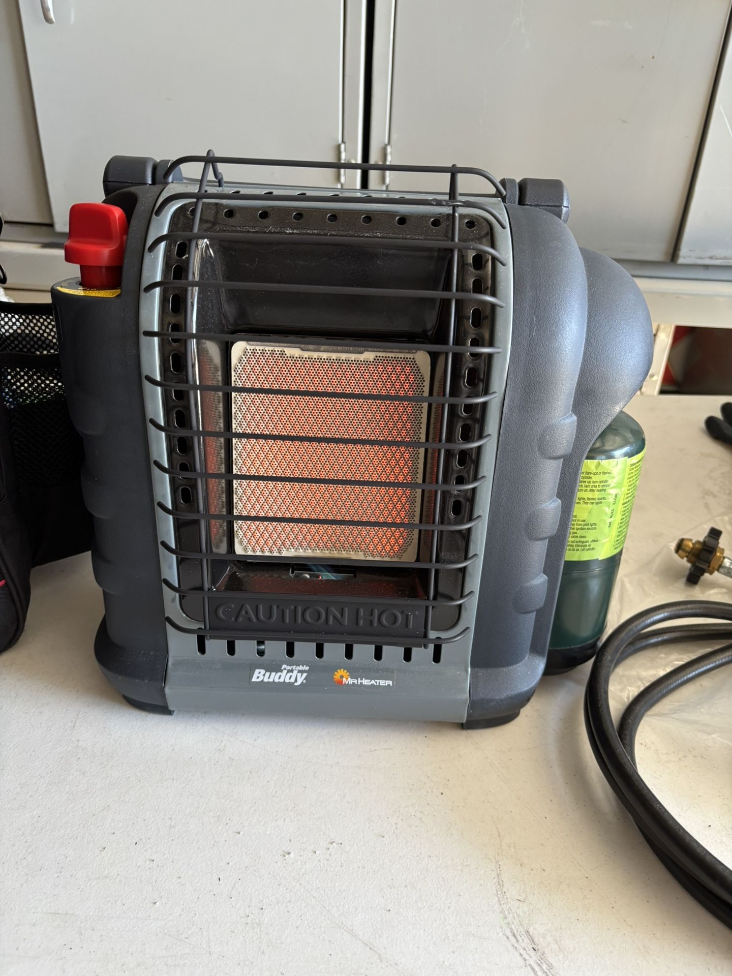 Mr Heater With Bag And Propane Adapter 