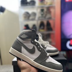 Jordan 1 Retro High OG  Washed Black 