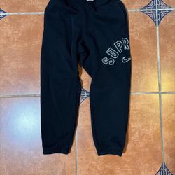 Supreme X Nike Sweat Collab