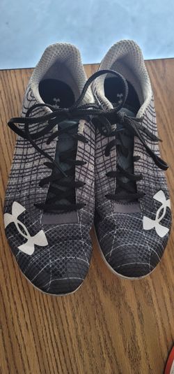 Tracking Shoes