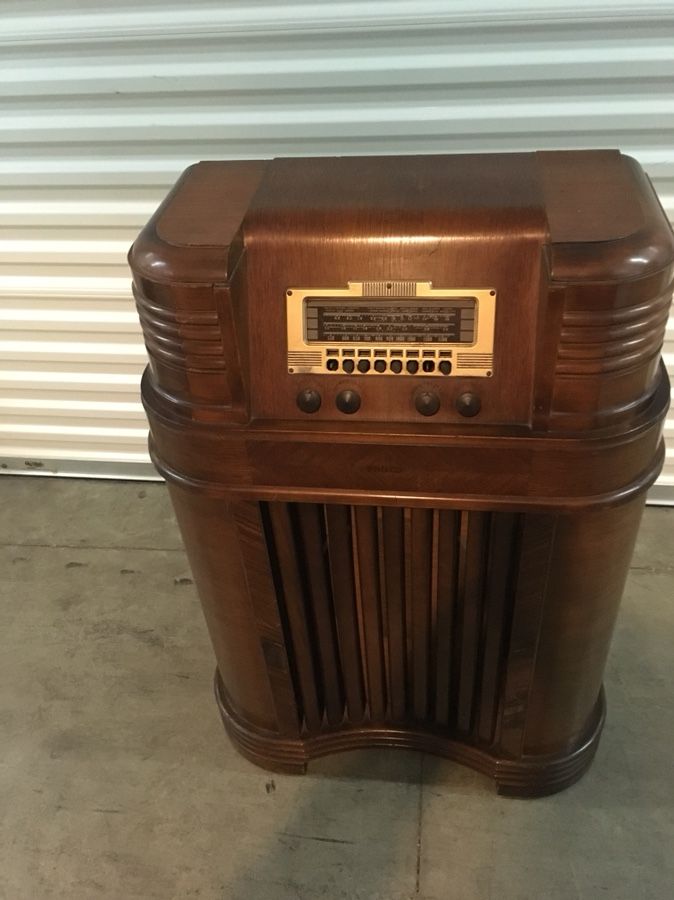 Vintage Antique Philco 40-180 Standing console radio 1939 pre-WWll